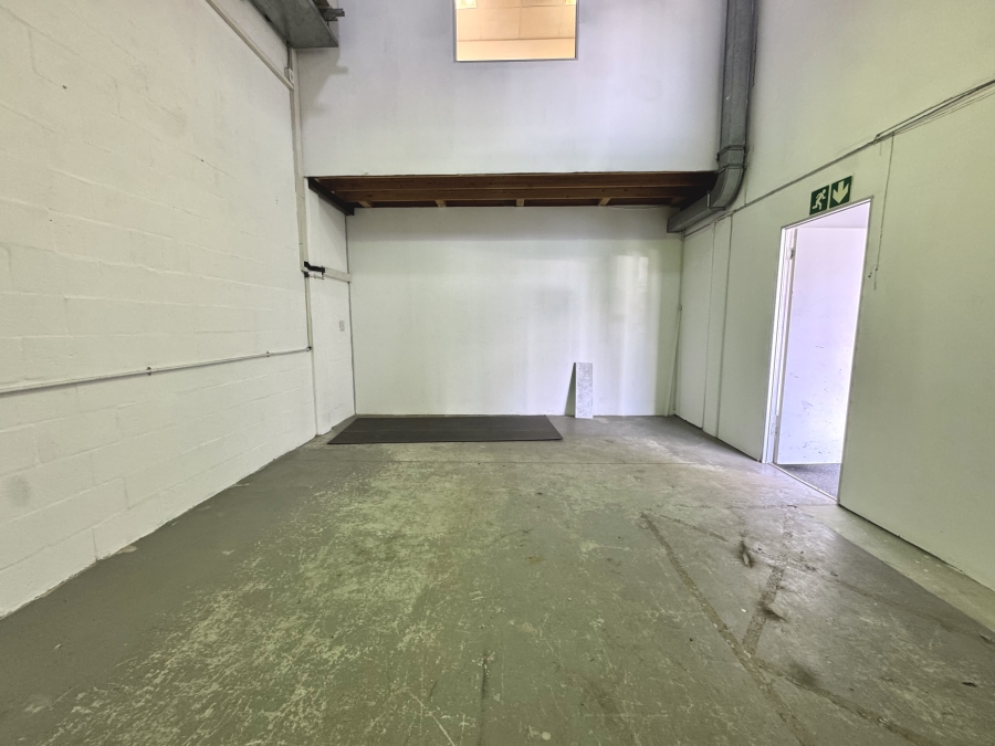 To Let commercial Property for Rent in Montague Gardens Western Cape